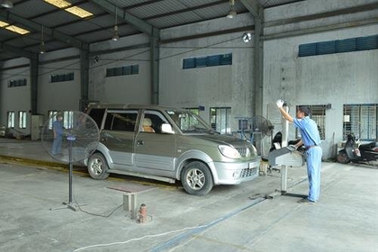 Nới lỏng đăng kiểm, người dùng xe hơi đã dễ thở hơn!
